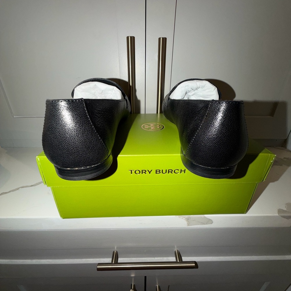 Tory Burch Women's Black Leather Loafers - Picture 5 of 8
